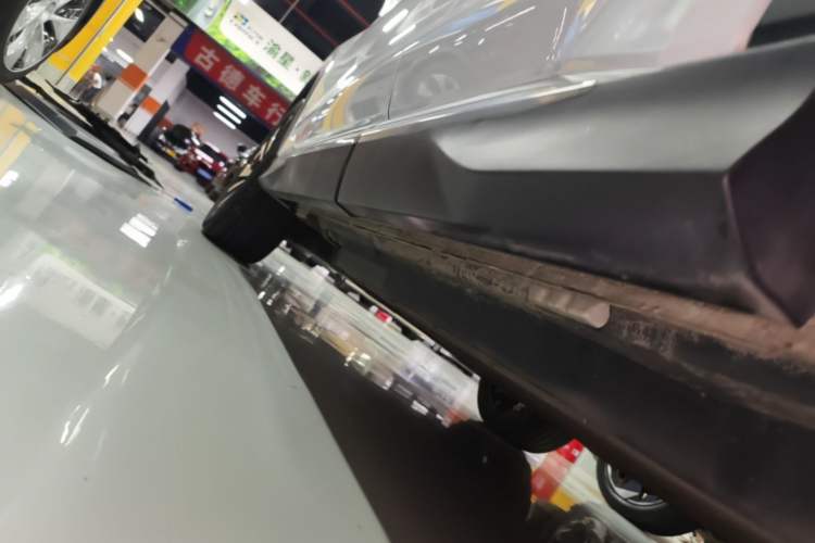 Used BYD Song PLUS New Energy 2024 Honor Edition EV 520km Luxury Model Left Side Sill