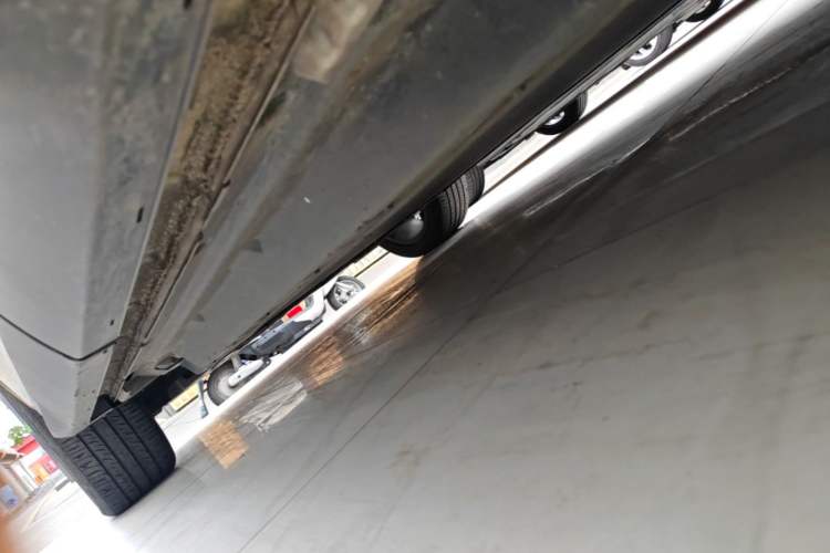 Used BYD Song PLUS New Energy 2024 Honor Edition EV 520km Premium Model Left Side Sill