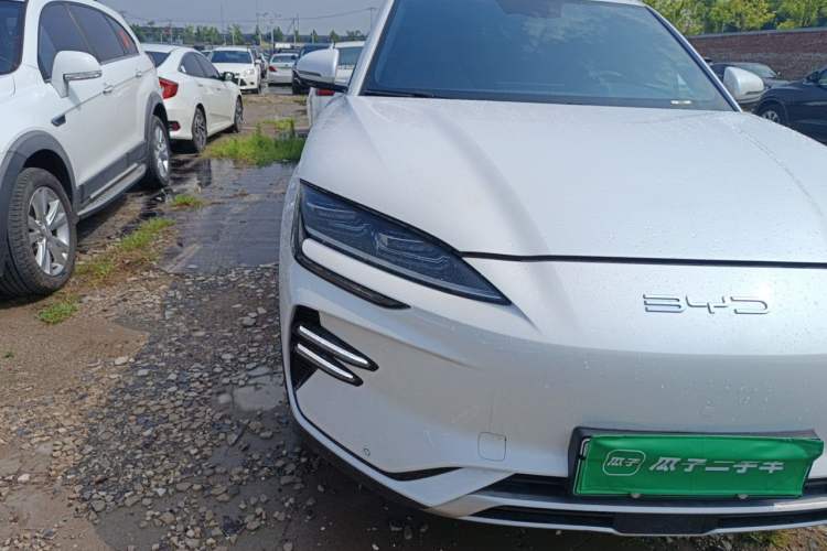 Used BYD Song PLUS New Energy 2024 Honor Edition EV 520km Luxury Model Right Front Headlight