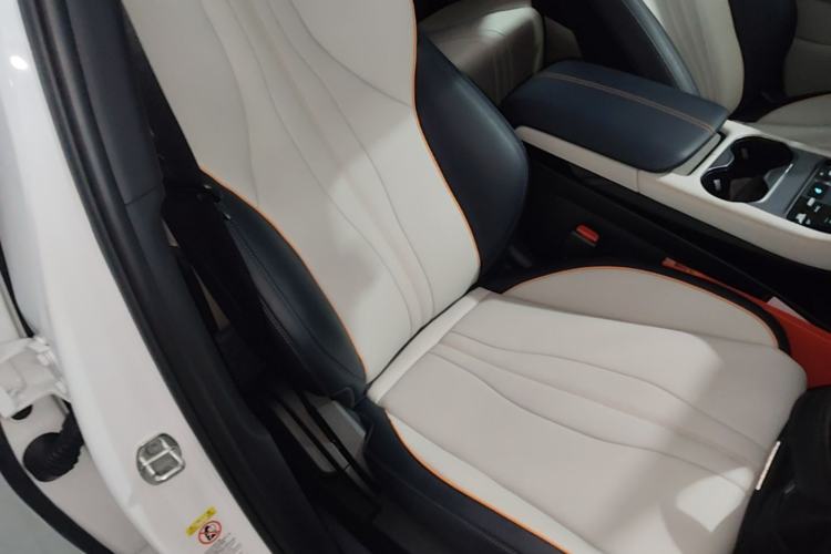 Used BYD Song PLUS New Energy 2024 HONOR Edition DM-i 110km Flagship Model Right Front Seat