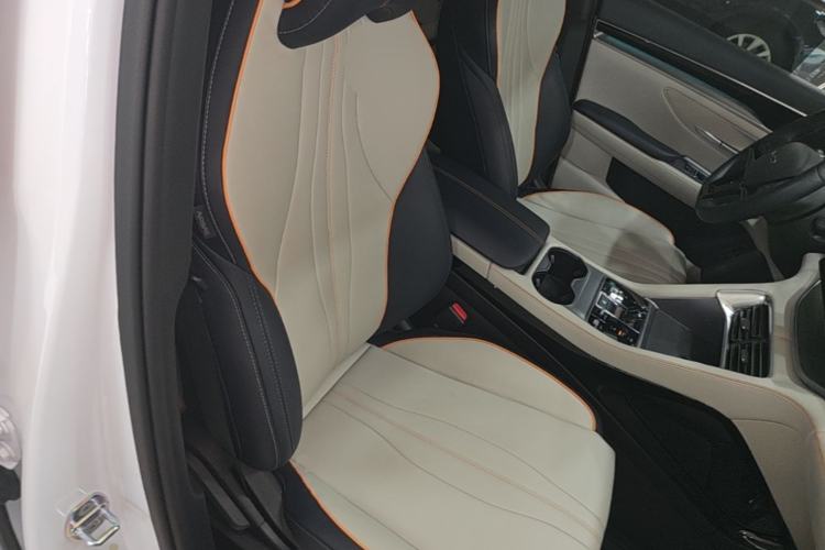Used BYD Song PLUS New Energy 2024 HONOR Edition DM-i 71km Luxury Model Right Front Seat