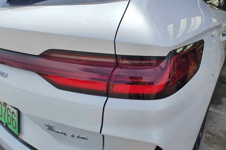 Used BYD Song PLUS New Energy 2024 Honor Edition EV 520km Premium Model Right Rear Taillight