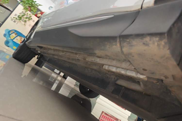 Used BYD Song PLUS New Energy 2024 Honor Edition EV 605km Flagship PLUS Right Side Sill