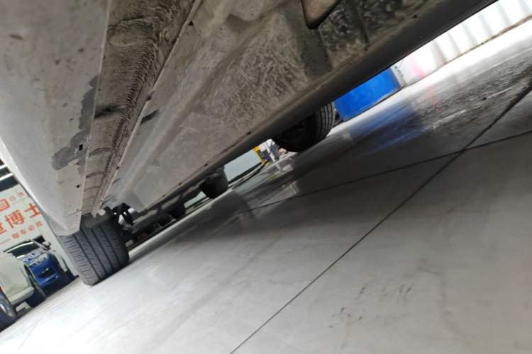 Used BYD Song PLUS New Energy 2024 Honor Edition EV 520km Premium Model Right Side Sill