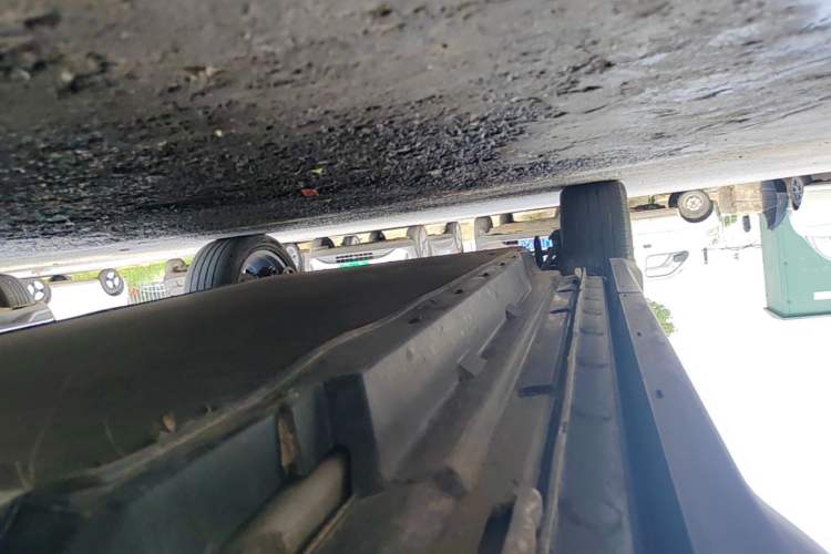 Used BYD Song PLUS New Energy 2024 Honor Edition EV 520km Premium Model Right Side Sill