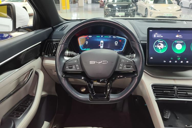 Used BYD Song PLUS New Energy 2024 Honor Edition EV 520km Luxury Model Steering Wheel