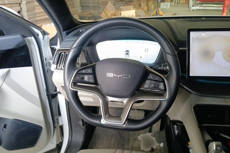 Used BYD Song PLUS New Energy 2024 HONOR Edition DM-i 110km Flagship PLUS Steering Wheel