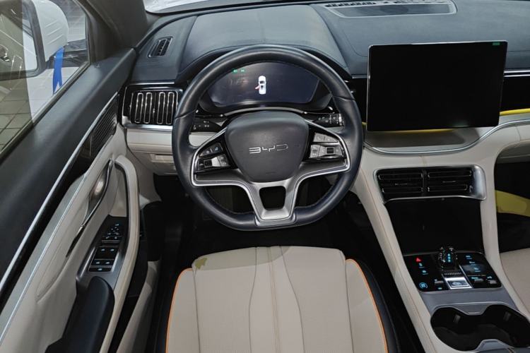 Used BYD Song PLUS New Energy 2024 HONOR Edition DM-i 110km Flagship PLUS Steering Wheel