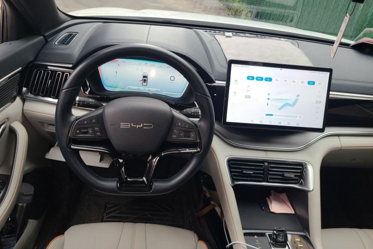 Used BYD Song PLUS New Energy 2024 HONOR Edition DM-i 110km Flagship Model Steering Wheel
