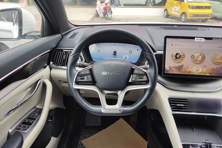 Used BYD Song PLUS New Energy 2024 HONOR Edition DM-i 110km Flagship PLUS Steering Wheel