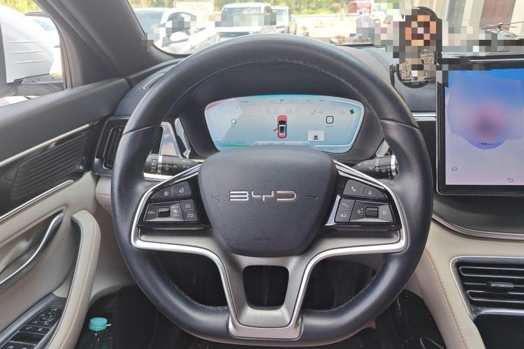 Used BYD Song PLUS New Energy 2024 HONOR Edition DM-i 110km Flagship PLUS Steering Wheel