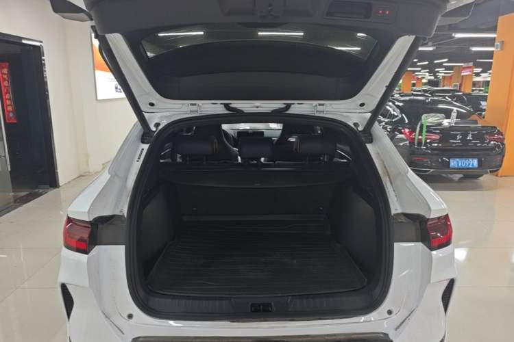 Used BYD Song PLUS New Energy 2024 HONOR Edition DM-i 110km Flagship PLUS Trunk