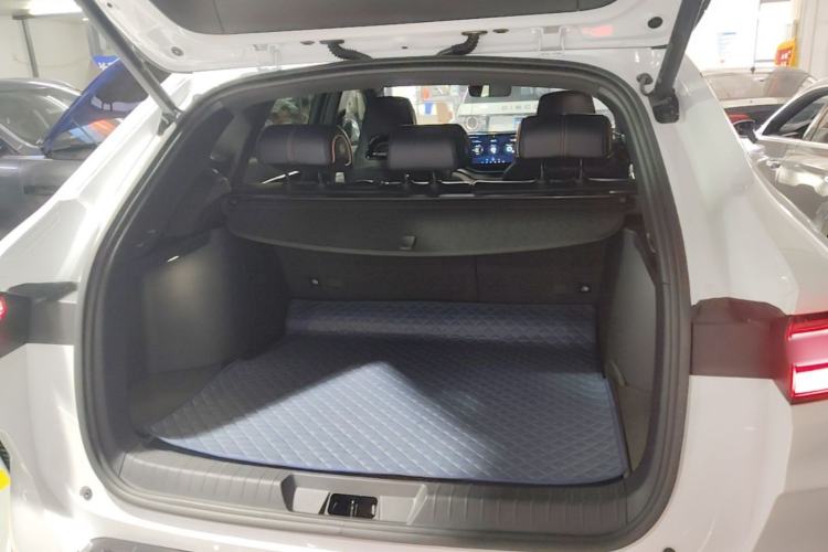 Used BYD Song PLUS New Energy 2024 HONOR Edition DM-i 110km Flagship Model Trunk