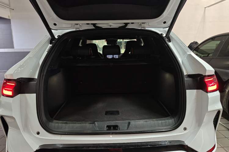 Used BYD Song PLUS New Energy 2024 Honor Edition EV 520km Premium Model Trunk