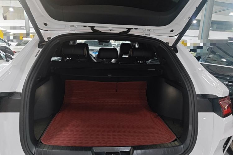 Used BYD Song PLUS New Energy 2024 HONOR Edition DM-i 110km Flagship Model Trunk