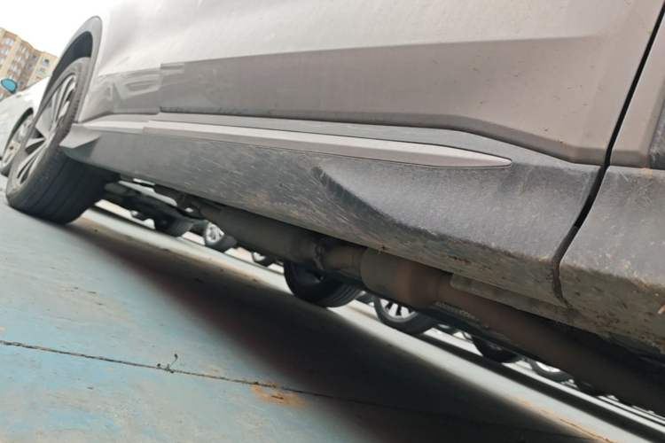 Used BYD Song PLUS New Energy 2024 HONOR Edition DM-i 110km Flagship Model Right Side Sill