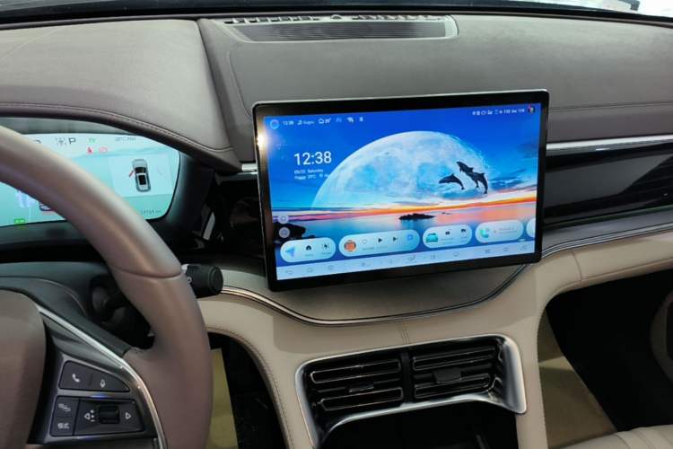 Used BYD Song PLUS New Energy 2025 DM-i 112KM Prestige Model Audio And AC Panel