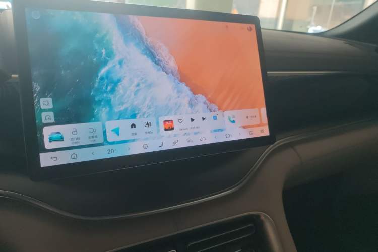 Used BYD Song PLUS New Energy 2025 DM-i 112KM Prestige Model Audio And AC Panel
