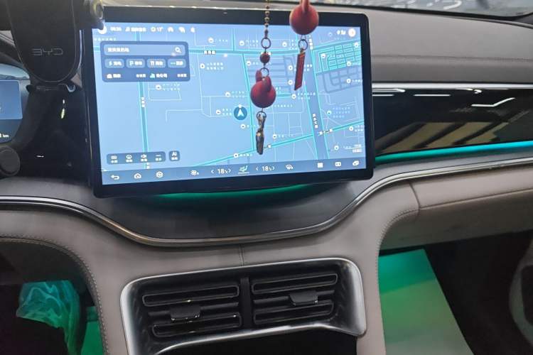 Used BYD Song PLUS New Energy 2025 DM-i 112KM Prestige Model Audio And AC Panel