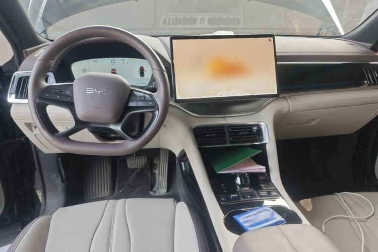 Used BYD Song PLUS New Energy 2025 EV Intelligent Driving Version 520km Premium Model Center Console