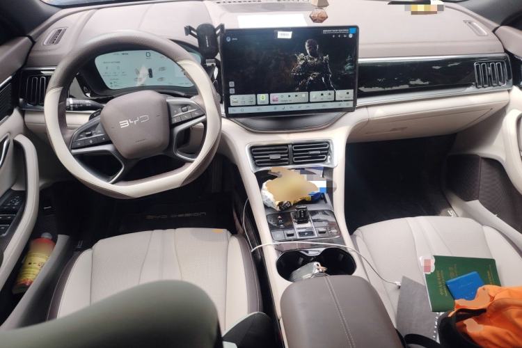 Used BYD Song PLUS New Energy 2025 DM-i Intelligent Driving 160KM Flagship Model Center Console
