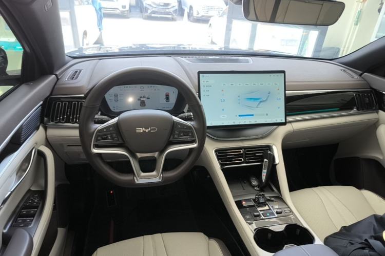 Used BYD Song PLUS New Energy 2025 DM-i Intelligent Driving 160KM Flagship Model Center Console