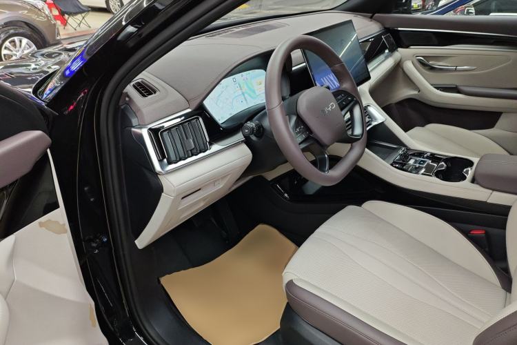 Used BYD Song PLUS New Energy 2025 EV 520km Premium Version Driver Seat