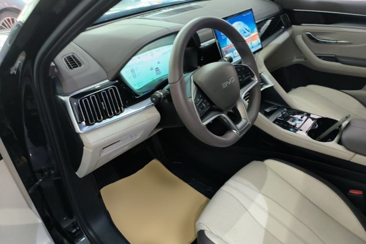 Used BYD Song PLUS New Energy 2025 DM-i 112KM Prestige Model Driver Seat