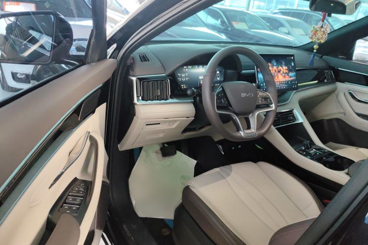Used BYD Song PLUS New Energy 2025 DM-i 112KM Prestige Model Driver Seat
