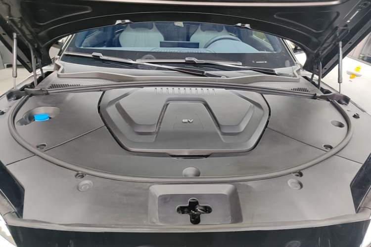 Used BYD Song PLUS New Energy 2025 EV 520km Premium Version Engine Bay