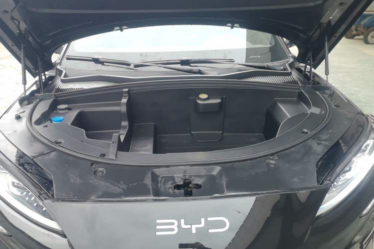Used BYD Song PLUS New Energy 2025 EV Intelligent Driving Version 520km Premium Model Engine Bay