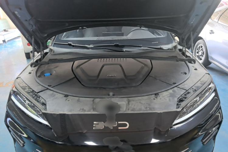 Used BYD Song PLUS New Energy 2025 DM-i 112KM Prestige Model Engine Bay