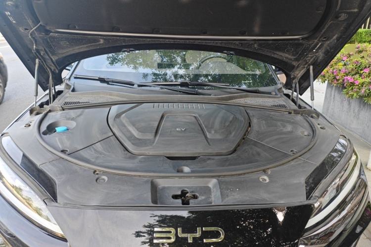Used BYD Song PLUS New Energy 2025 EV 520km Luxury Version Engine Bay