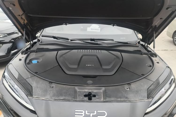 Used BYD Song PLUS New Energy 2025 DM-i 112KM Prestige Model Engine Bay