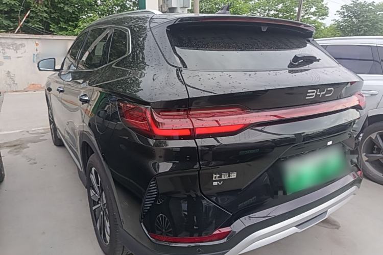 Used BYD Song PLUS New Energy 2025 EV Intelligent Driving Version 520km Premium Model Exterior 2
