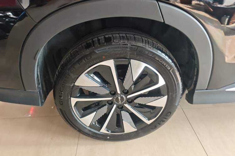Used BYD Song PLUS New Energy 2025 DM-i 112KM Prestige Model Exterior 5