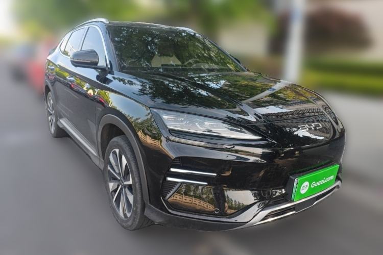 Used BYD Song PLUS New Energy 2025 EV 520km Luxury Version Front Right 45 Deg