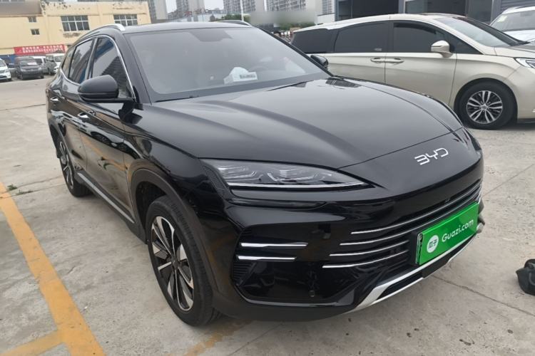 Used BYD Song PLUS New Energy 2025 DM-i 112KM Prestige Model Front Right 45 Deg