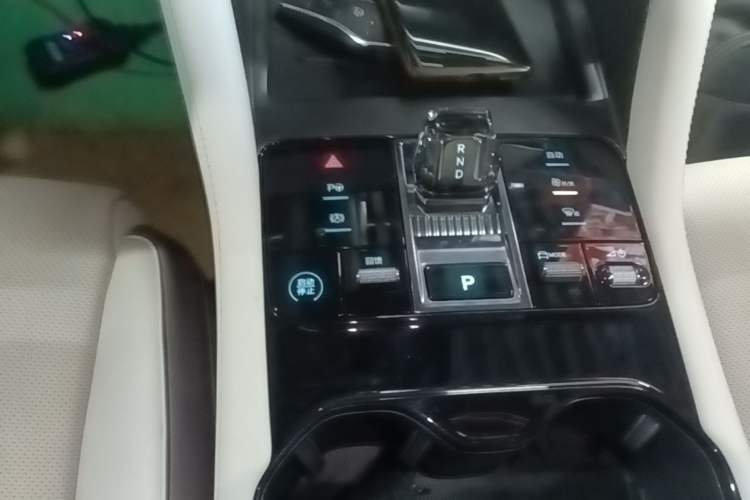 Used BYD Song PLUS New Energy 2025 EV Smart Drive Edition 605km Flagship Model Gear Lever