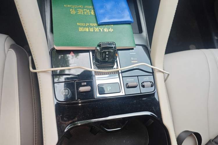 Used BYD Song PLUS New Energy 2025 EV 520km Luxury Version Gear Lever