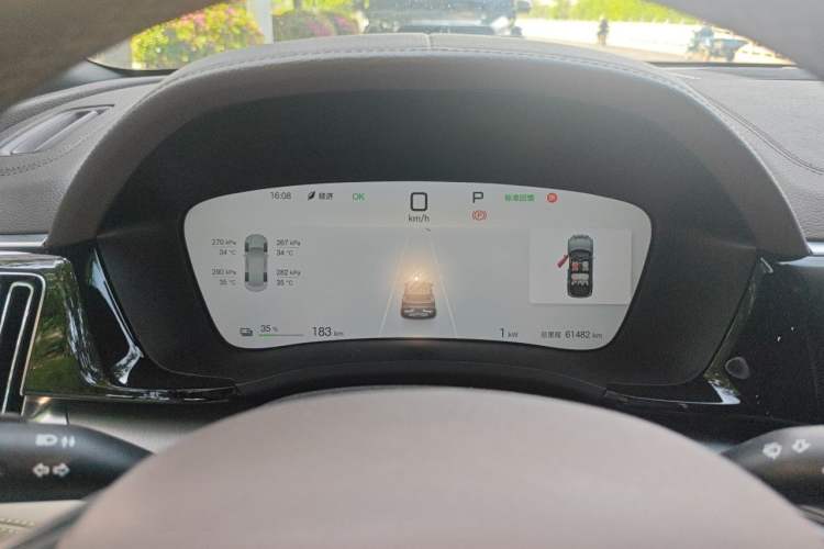 Used BYD Song PLUS New Energy 2025 EV 520km Luxury Version Instrument Cluster
