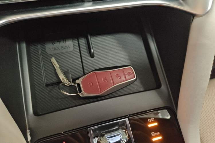 Used BYD Song PLUS New Energy 2025 DM-i 112KM Prestige Model Interior 1