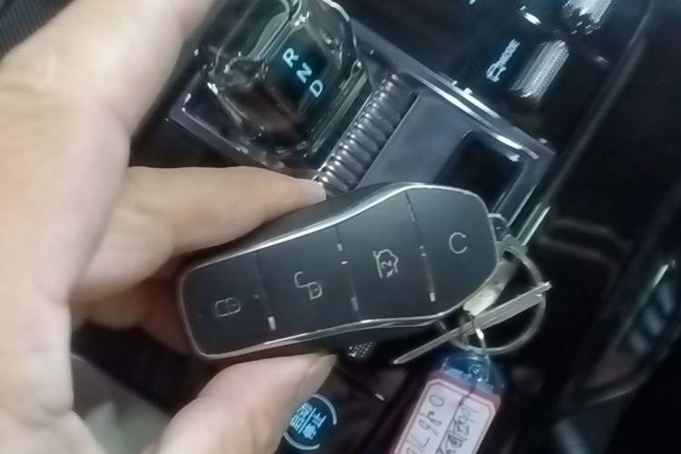 Used BYD Song PLUS New Energy 2025 EV Smart Drive Edition 605km Flagship Model Interior 1