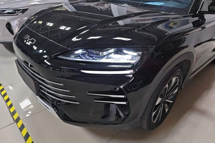 Used BYD Song PLUS New Energy 2025 DM-i 112KM Prestige Model Left Front Headlight
