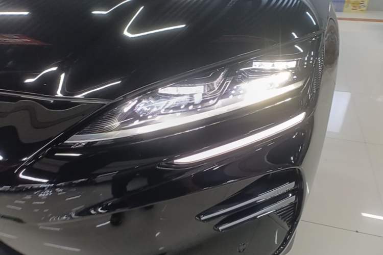 Used BYD Song PLUS New Energy 2025 EV Smart Drive Edition 605km Flagship Model Left Front Headlight