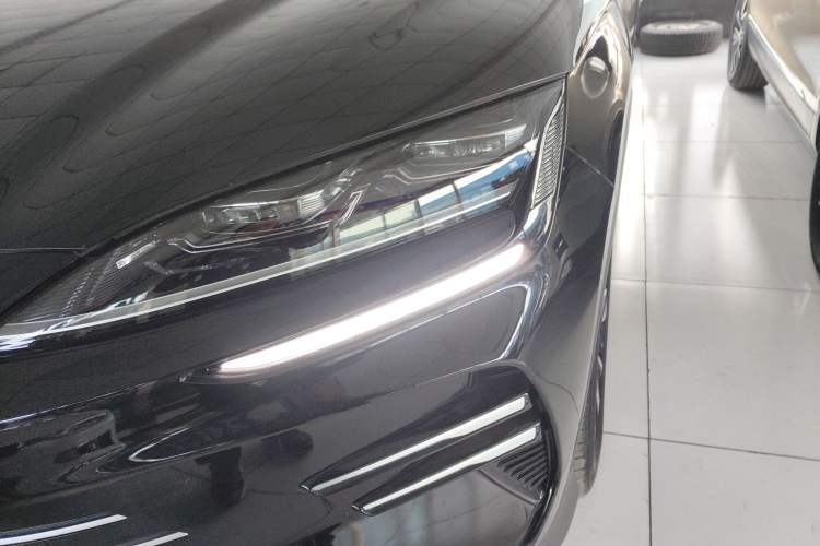 Used BYD Song PLUS New Energy 2025 DM-i 112KM Prestige Model Left Front Headlight