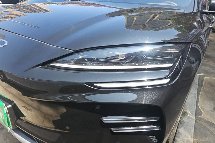 Used BYD Song PLUS New Energy 2025 EV Smart Drive Edition 605km Flagship Model Left Front Headlight
