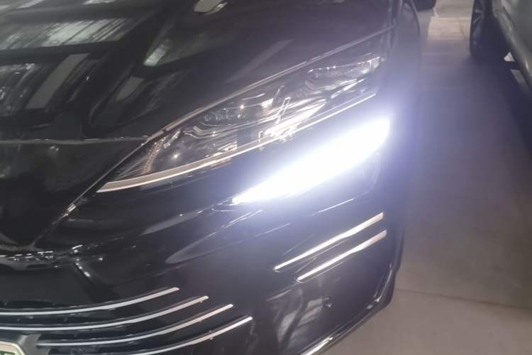 Used BYD Song PLUS New Energy 2025 DM-i Intelligent Driving 112KM Prestige Model Left Front Headlight