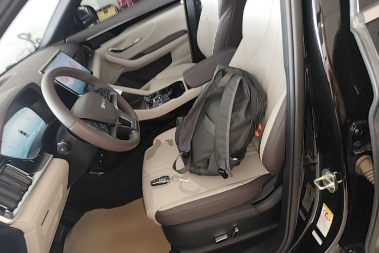 Used BYD Song PLUS New Energy 2025 DM-i 75KM Luxury Model Left Front Seat