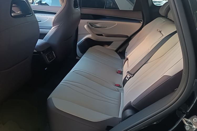 Used BYD Song PLUS New Energy 2025 DM-i 112KM Prestige Model Left Rear Seat